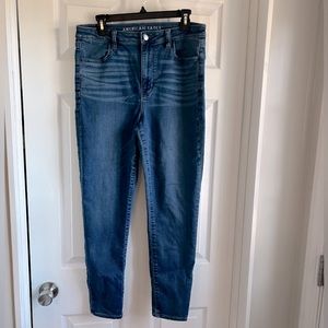 American Eagle Super Hi-Rise Jegging